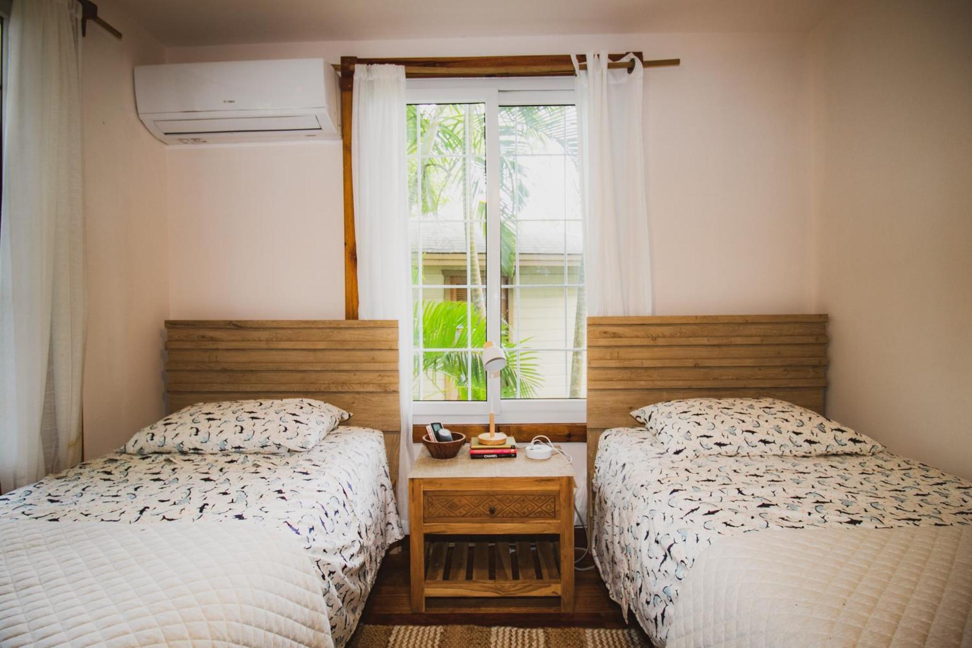 Luna Beach Luxury Boutique Beach Front Resort Jobs Bight Dış mekan fotoğraf