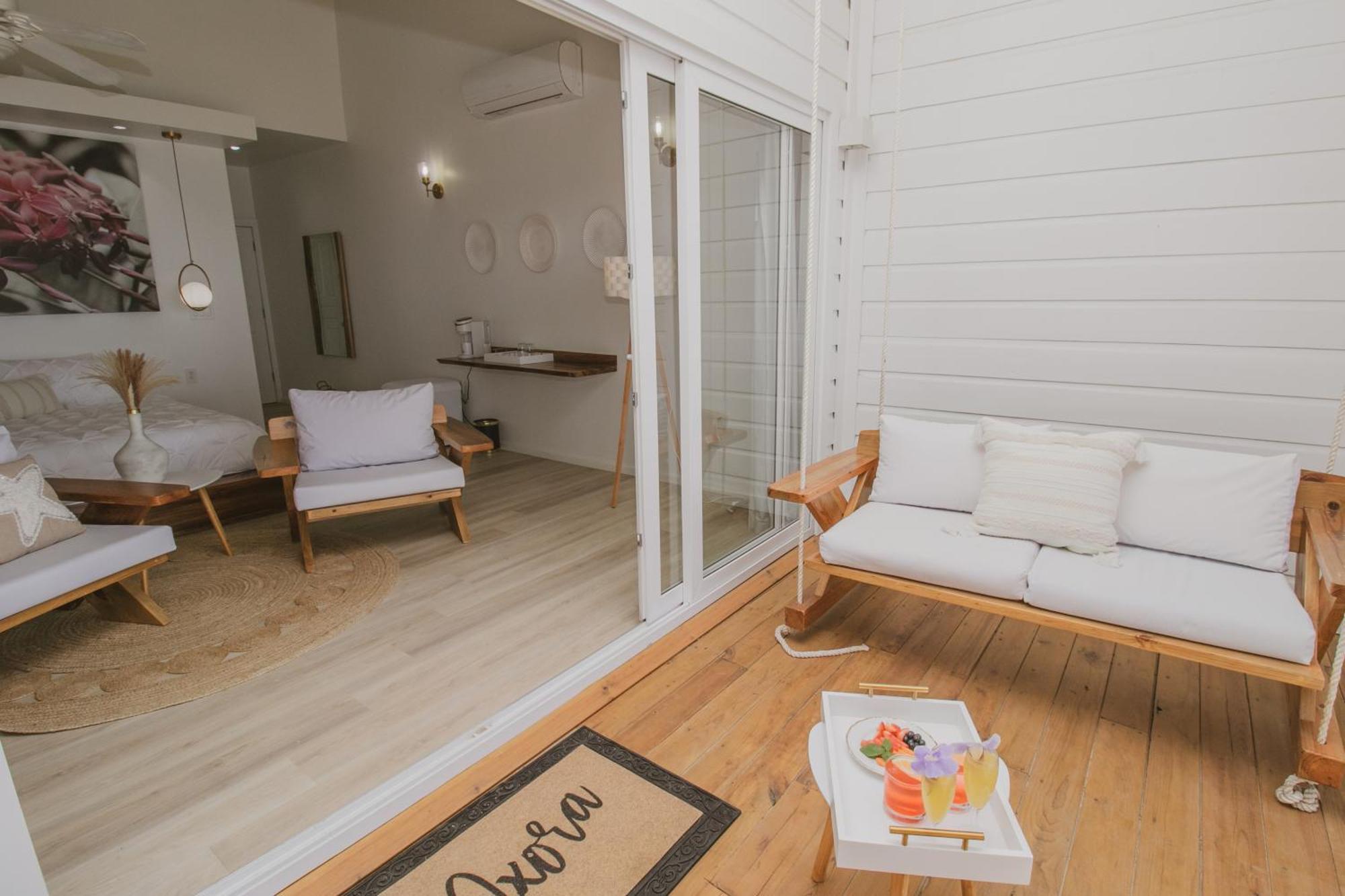Luna Beach Luxury Boutique Beach Front Resort Jobs Bight Dış mekan fotoğraf